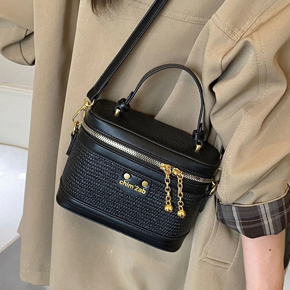 

Delicate Patchwork Hand-Held Bucket Bag Korean Style High Grade Light Luxury Handbags Versatile All-Match One Shoulder Bags
