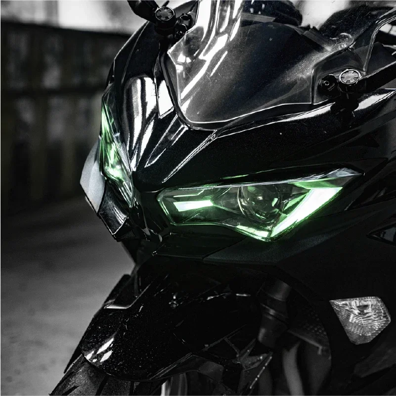 Suitable for Kawasaki ninja400 motorcycle headlight ZX4RRLED bifocal lens headlight assembly