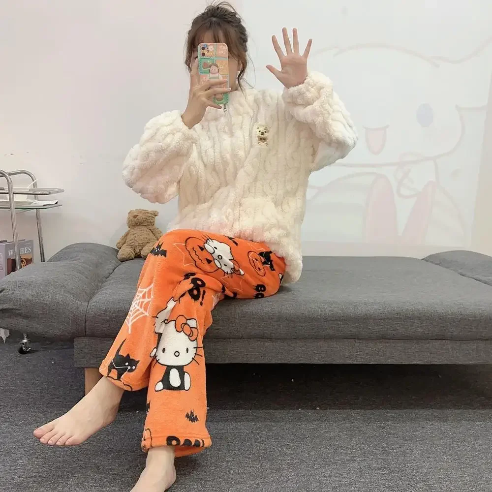 Y2K Sanrioed Hello Kitty คริสต์มาสฮาโลวีนผู้หญิง Plush PAJAMA กางเกงอะนิเมะ Kawaii ฤดูหนาว Thicken WARM Leisure Home กางเกงน่ารัก