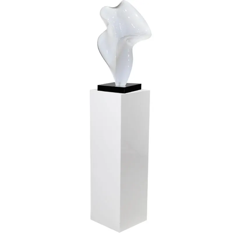 LMM hotel lobby ornament transparent resin imitation Han jade sculpture sales office aisle decoration