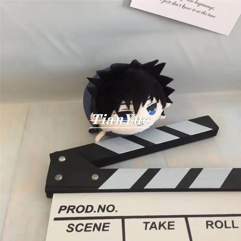 Śliczne Satoru Gojo Itadori Yuji Fushiguro Megumi 3D leżące miękkie nadziewane świąteczne zabawki prezentowe brelok wisiorek 10cm