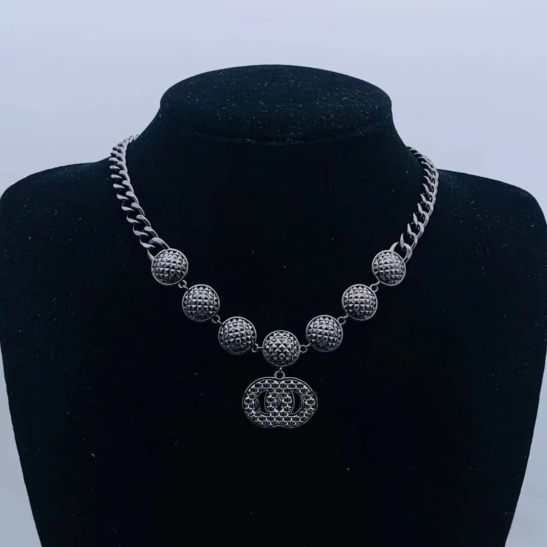 

Ожерелье с двойной буквой C, ожерелье, Интернет-знаменитости, благовония, бабушка, цепочка на ключицу, женское жемчужное ожерелье