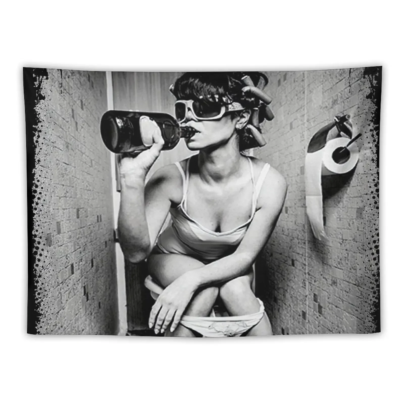 

Girl Drink Wine Vintage Classic Art Toilet Party Poster Art Prints For Home Wall Decor Tapestry Bathroom Decor Tapestry