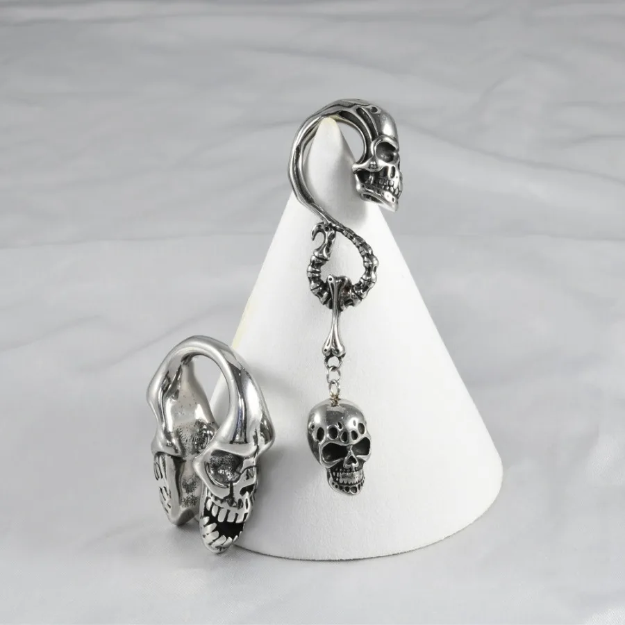 1 Pc Stainless Steel Double Ghost Head U-shaped Earlobe Punk Ghost Head Pendant Piercing Heavy Earlobe Ear Expansion Accessory
