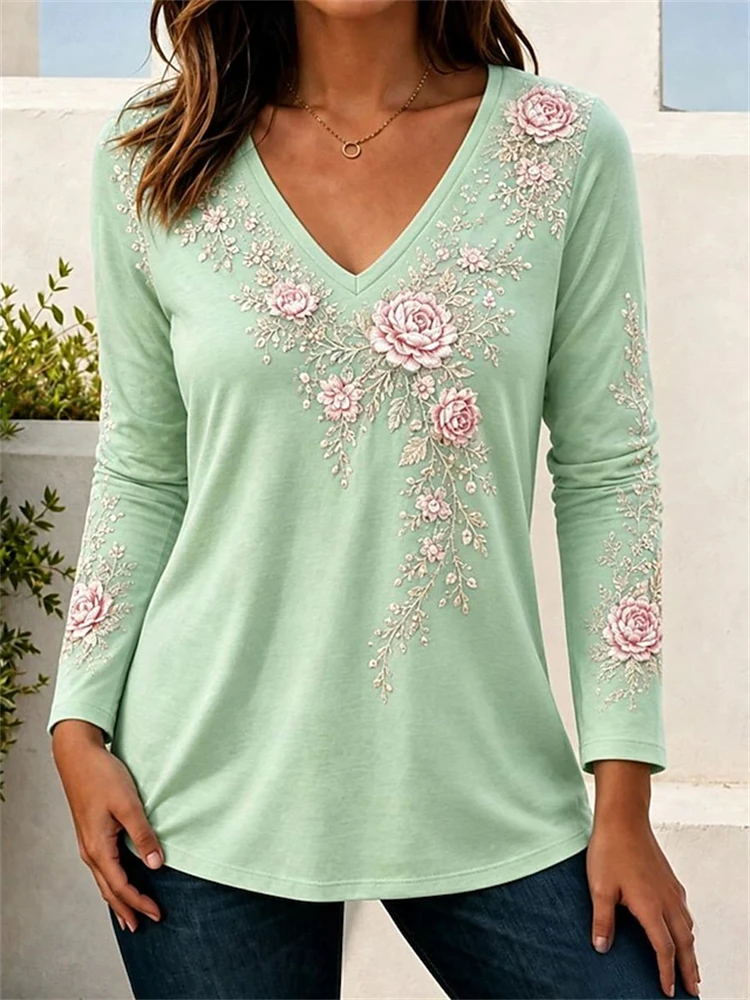 Elegant Women's Autumn Top V-Neck Vintage-Print Long-Sleeve T-Shirt Loose Comfortable and Stylish for Streetwear or Outdoor Wear