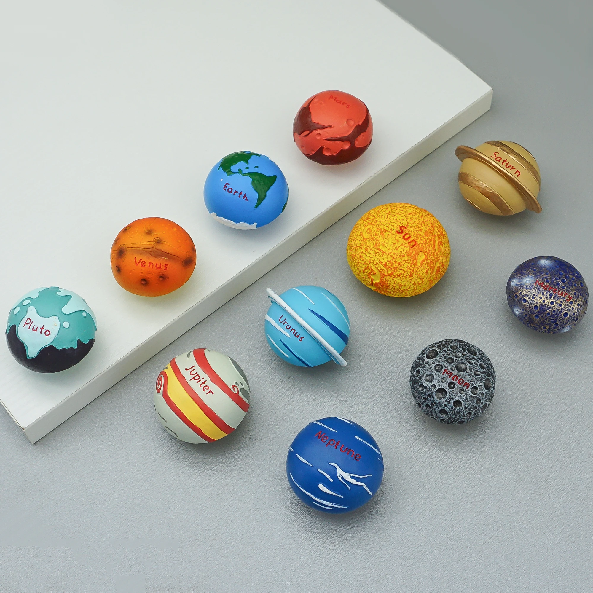 

Cute Planet Drawer Knobs for Kids Solar System Dresser Pull Astronaut Cabinet Knobs for Children's Room Home Decor Hardware