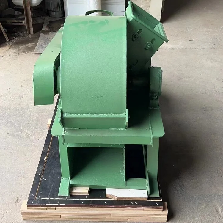 Easy Operation Wood Crusher Machine For Making 1-5mm Sawdust