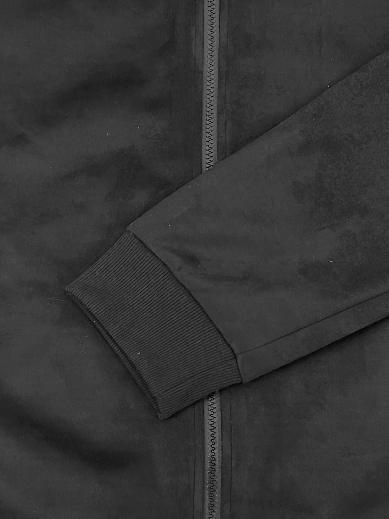 Men's Lightweight Bomber Jacket - Casual Windproof and Waterproof Polyester Fiber, Zipper, Ribbed Knitted Cuffs and Double Pockets, Great for Outdoor Activities, Travel and Hiking