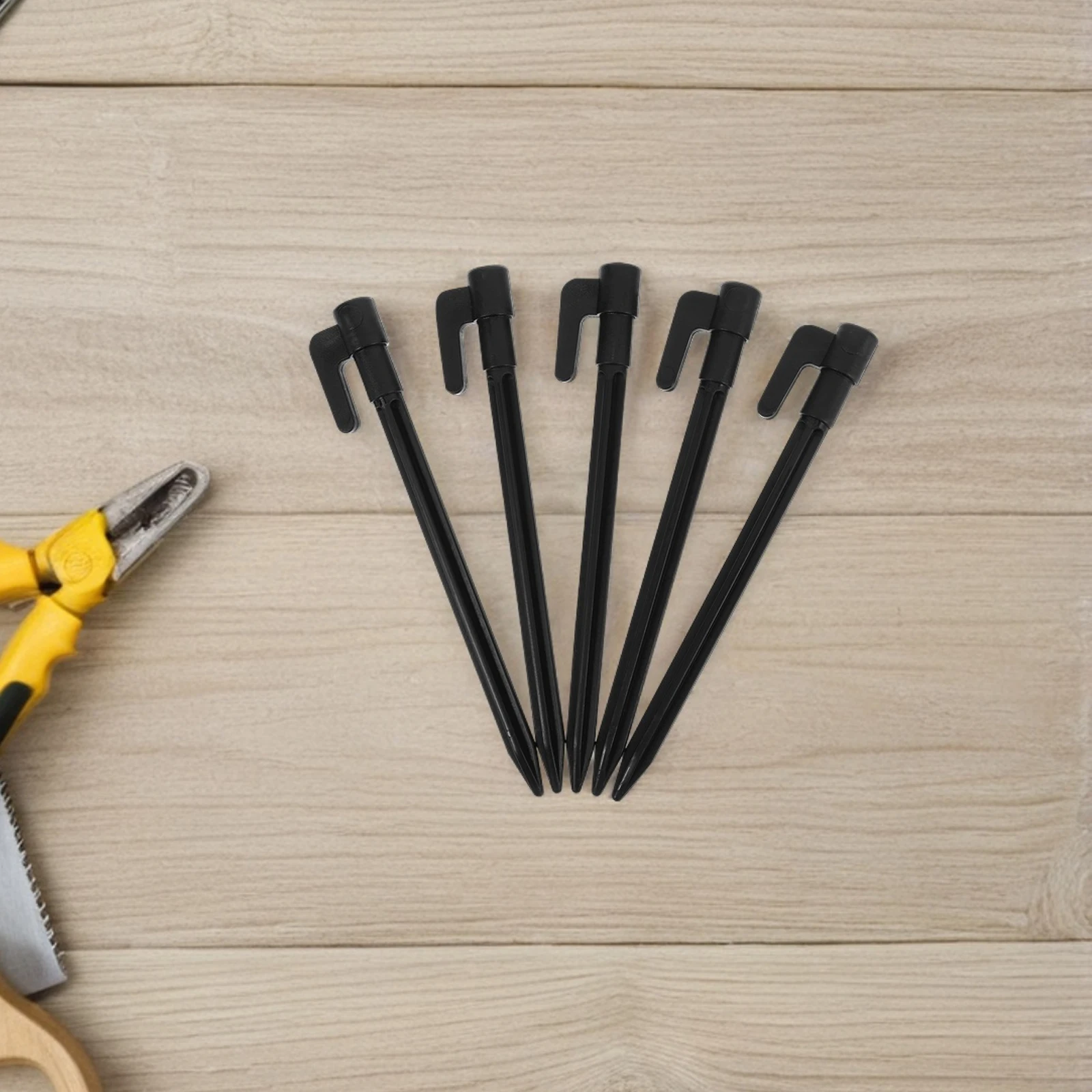 

5pcs Camping Tent Pegs Durable PP Material Beach Stakes Ground Hooks for Outdoor Tools Lightweight Stable Design Increased