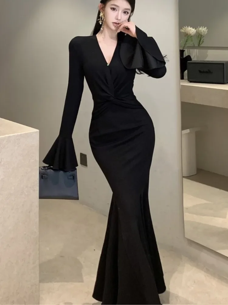 

Сексуальное винтажное вязаное женское длинное платье с тонкой талией и расклешенными рукавами, облегающее платье русалки, осенне-зимний модный черный халат для выпускного вечера
