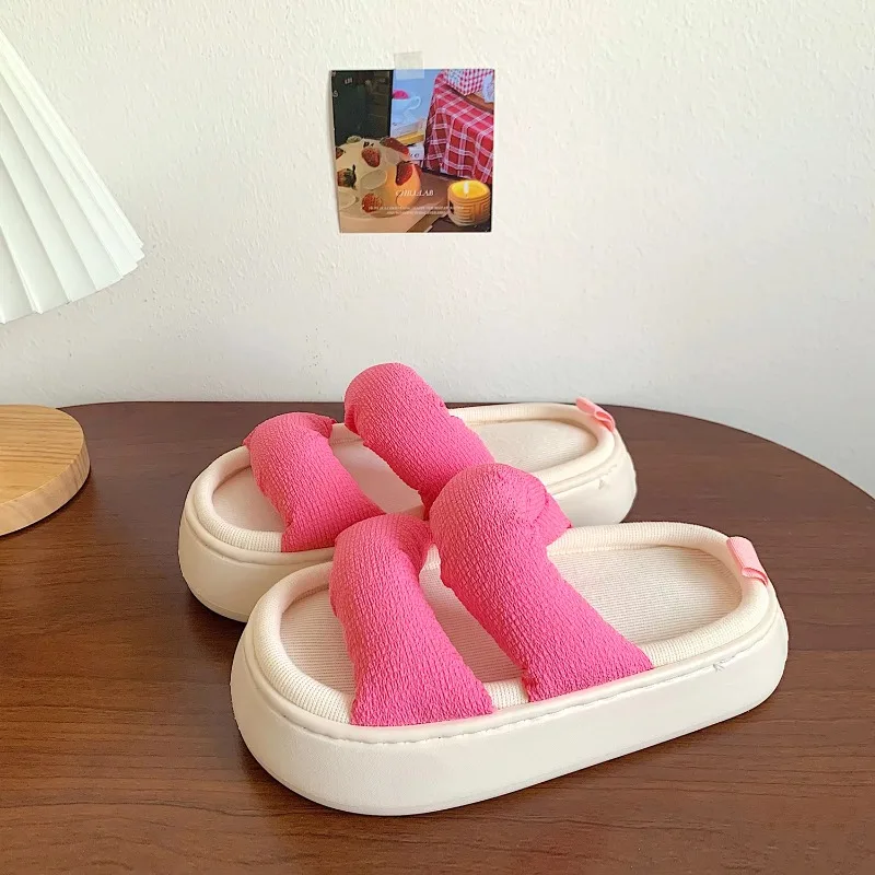 Strawberry Powder Cute Thick Sole Elevated Slippers Ins Cool Slippers