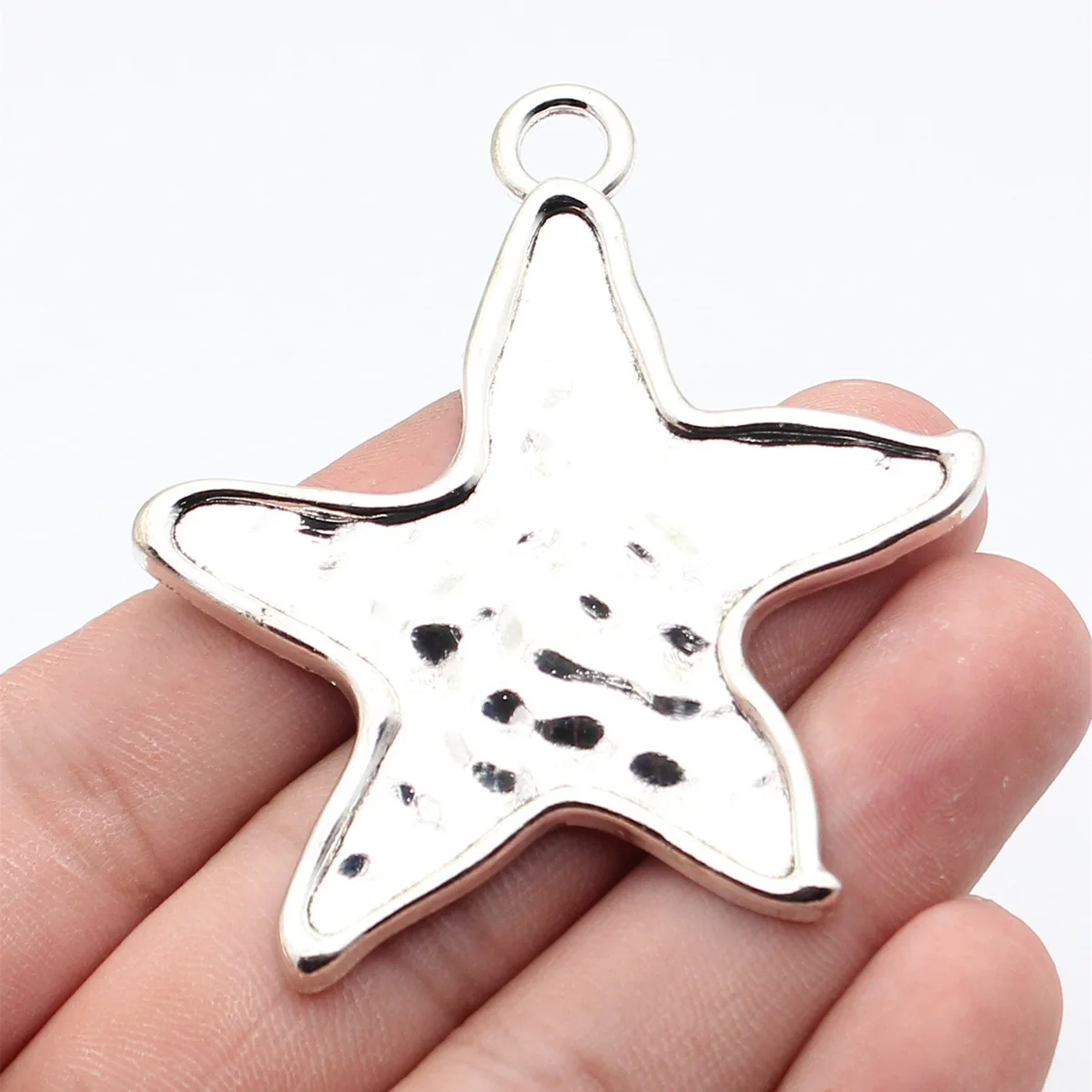 2pcs 72x56mm Antique Silver Color Hammered Starfish Pendant DIY Jewelry Materials Bulk