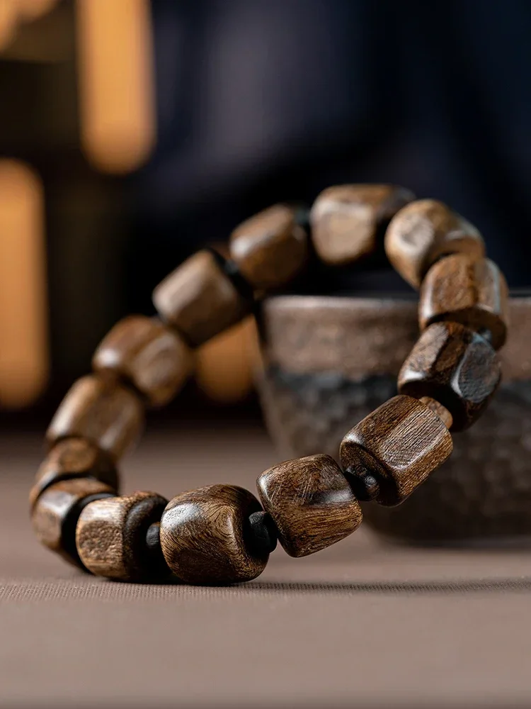 Authentic Brunei suixing aloes hand string natural old material wood Buddha beads authentic women men literary bracelet barrel