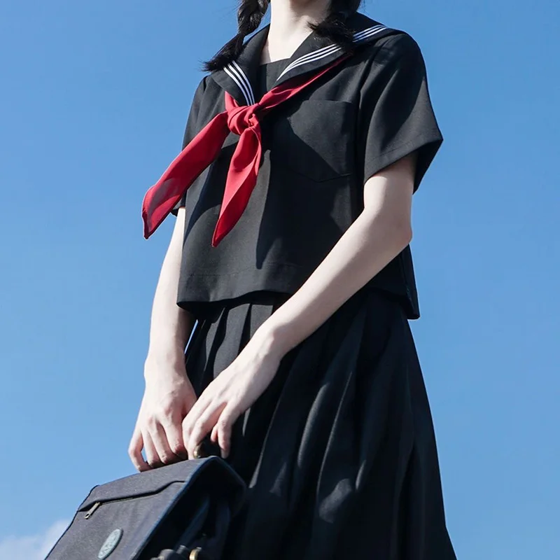 Uniformi scolastiche giapponesi Uniforme da marinaio di base Studente Costume da ragazza Donne carine Vestito sexy JK Camicetta da marinaio Gonna a pieghe Set