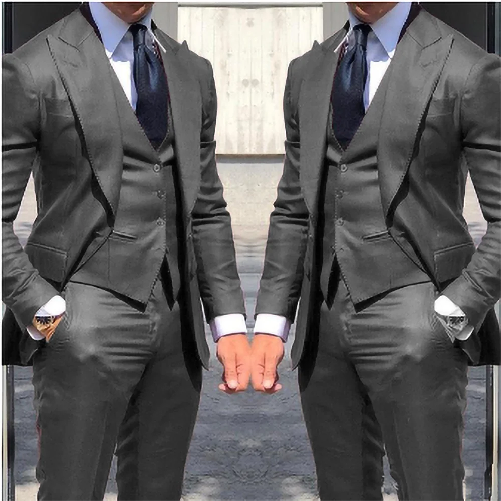 2023 Black Classic Men Suit 3 Pieces Tuxedo Peak Lapel Groomsmen Wedding Suits Set Fashion Men Business Blazer Jacket+Pants+Vest