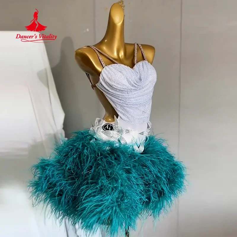 Traje de baile latino de gama alta, vestido sin espalda de plumas de lujo personalizado para adultos y niños, vestidos de actuación de Tango Samba Rumba