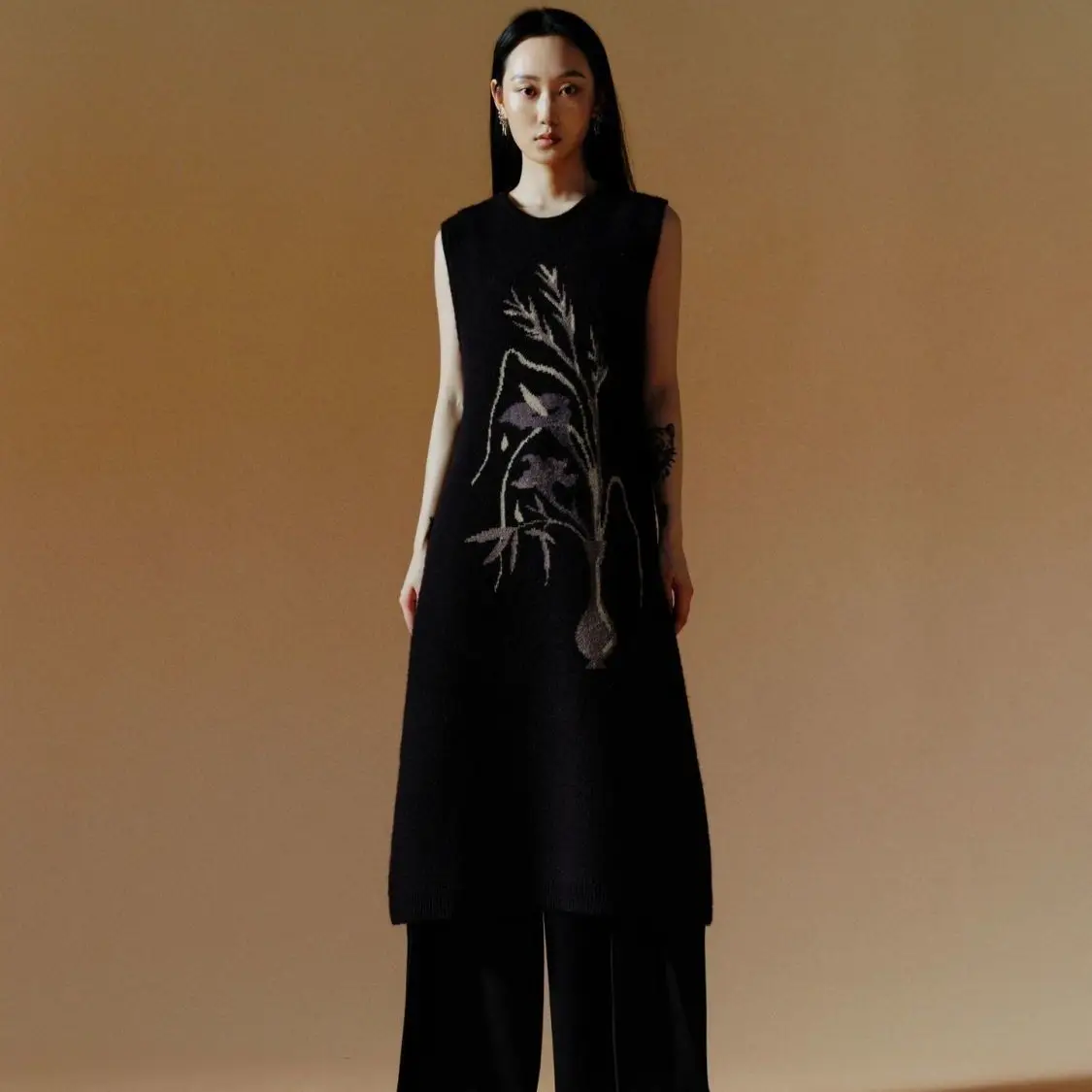 

Вязаное платье без рукавов женское, элегантное, осеннее, с воротником-стойкой, асимметричное, в стиле Харадзюку, простое, модное, свободного кроя, повседневное, для офиса