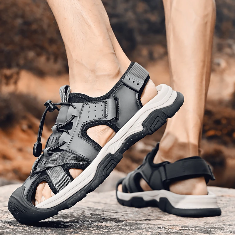 Summer Genuine Leather Beach Sandals Men Outdoor Breathable Casual Sneakers Male Non-Slip Protect Toes Trekking Climbing Shoes