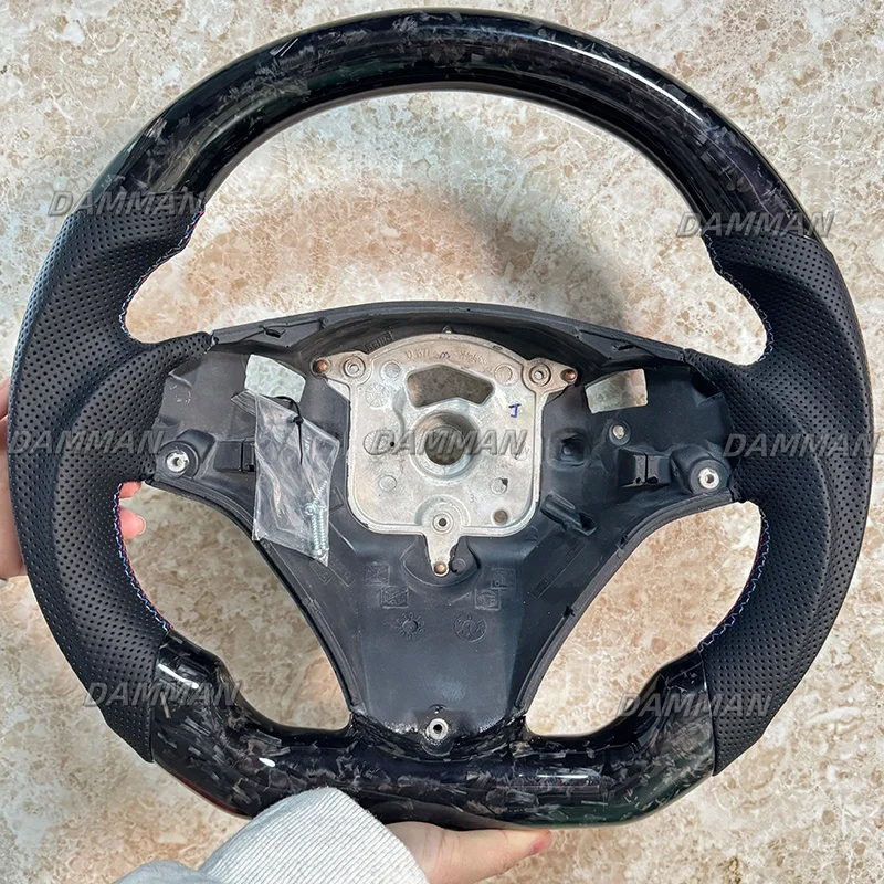 

Customize Forged Carbon Fiber For BMW E90 E88 E91 E92 E93 E89 E84 E81 E87 E82 E70 E71 E72 3 Series 2005-2012 Steering Wheel