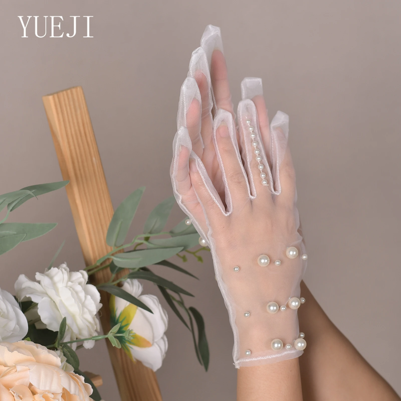 

YUEJI Pearls Decorative Gloves sheer Cream White Wrist Long Bridal Tulle Gloves Митенки Кружевные DIY Vestido De Novia YJM05