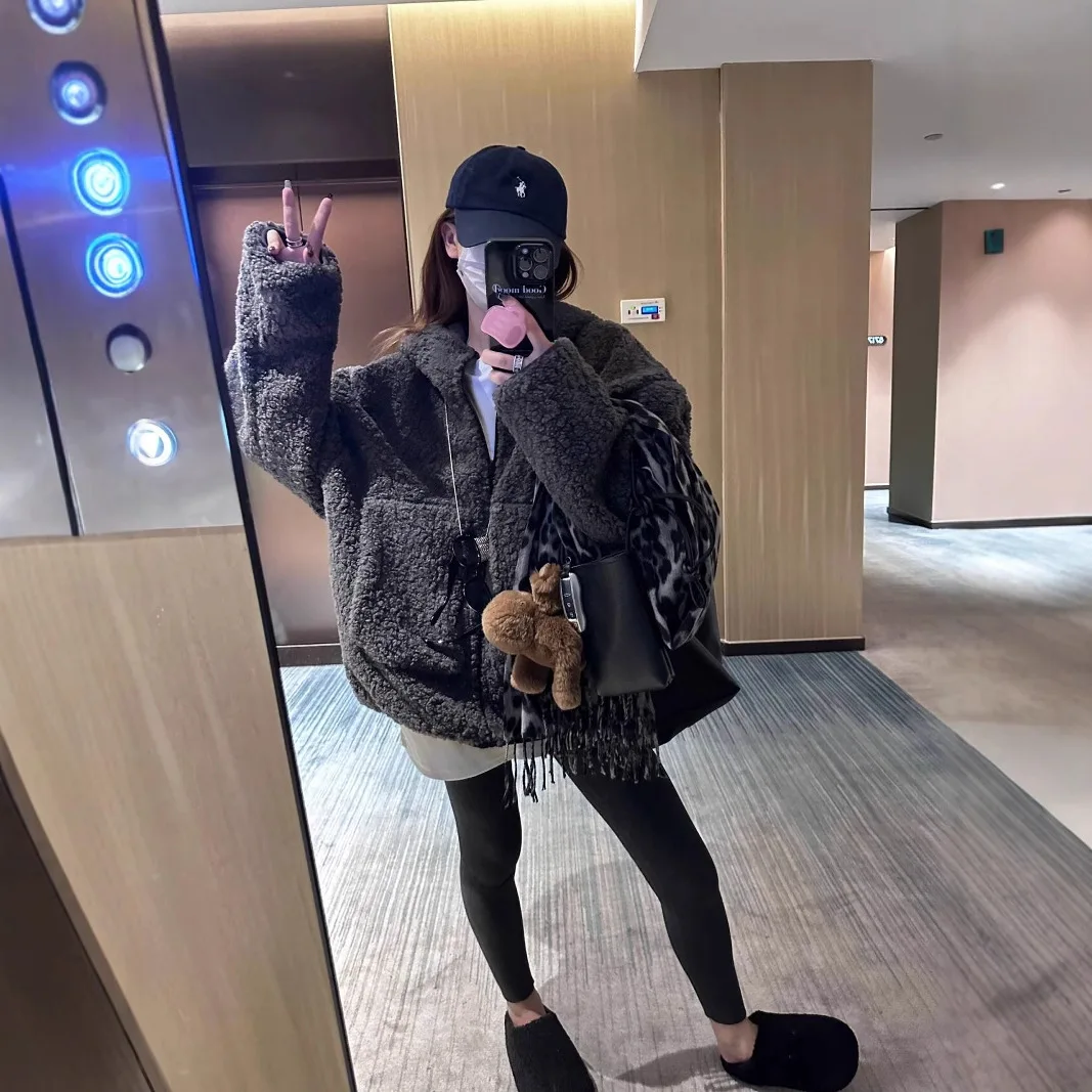 Winter 2025 New Thickened Lamb Wool Hooded Jacket with Fleece