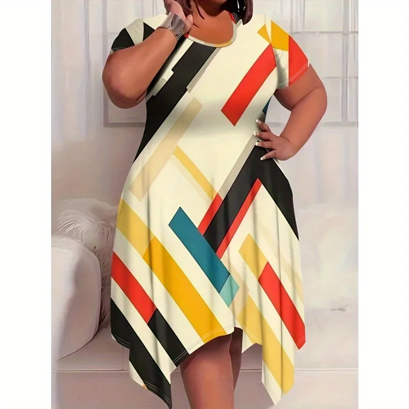 

Повседневное платье-футболка средней длины с круглым вырезом и коротким рукавом с нерегулярным подолом