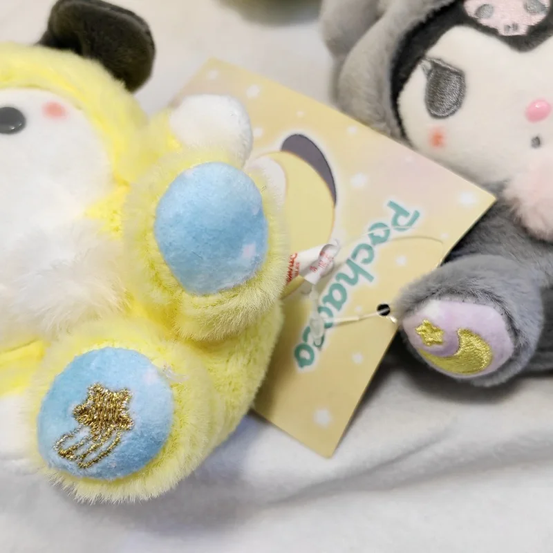 Porte-clés en peluche de la série Cinnamoroll Kuromi Melody Pachacco, décoration de beurre Sanurgente, ornements d'anime, décor de chambre Kawaii