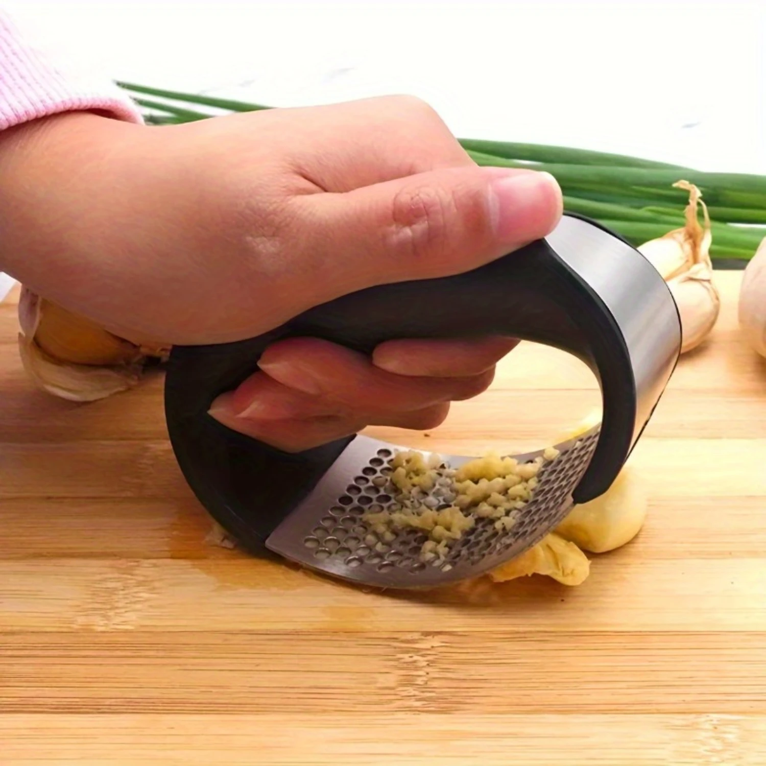 ステンレス鋼の手動ガーリックプレス - 生姜とニンニクを粉砕するための多機能キッチンガジェット、耐久性のある金属構造、