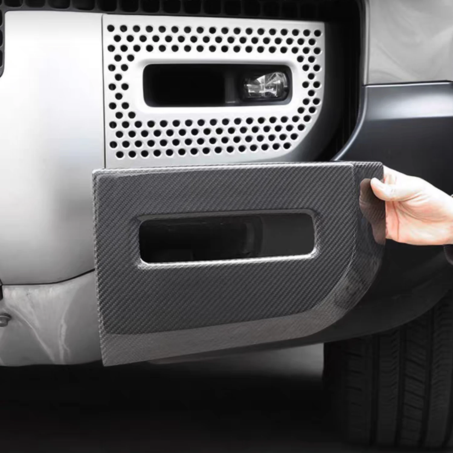 لاند روفر المدافع 90 110 2020-2025 الكربون الحقيقي الخارجي الجبهة الضباب ضوء مصباح ديكور غطاء الكسوة اكسسوارات السيارات 2 قطعة #3