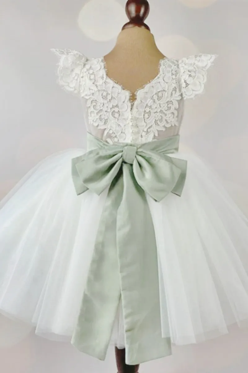 White Flower Girl Dress Lace Top With Green Bow Cute Knee Length Fit Wedding Party Birthday First Communion Gowns