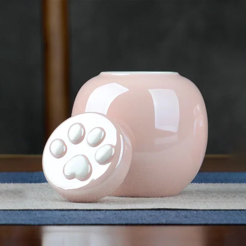 Pet urn pink moisture-proof