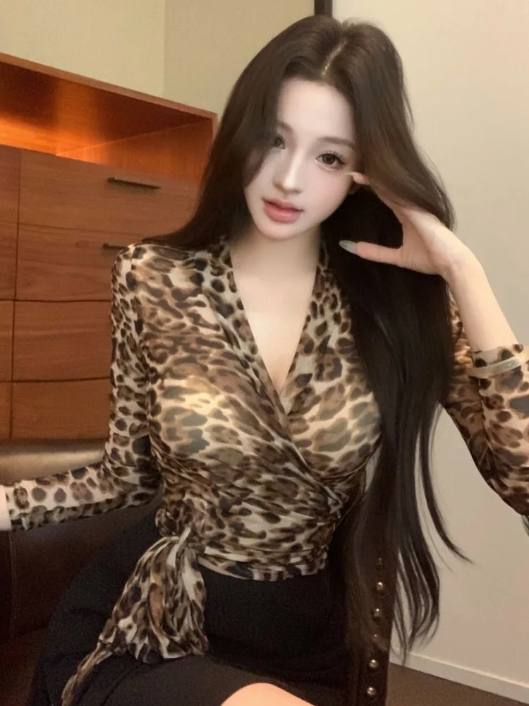 

Spring Summer Short Sleeve Women's T-shirt Leopard Print Long Sleeve Spicy Girl Slim Fit Waist Cinched Belt Design Top