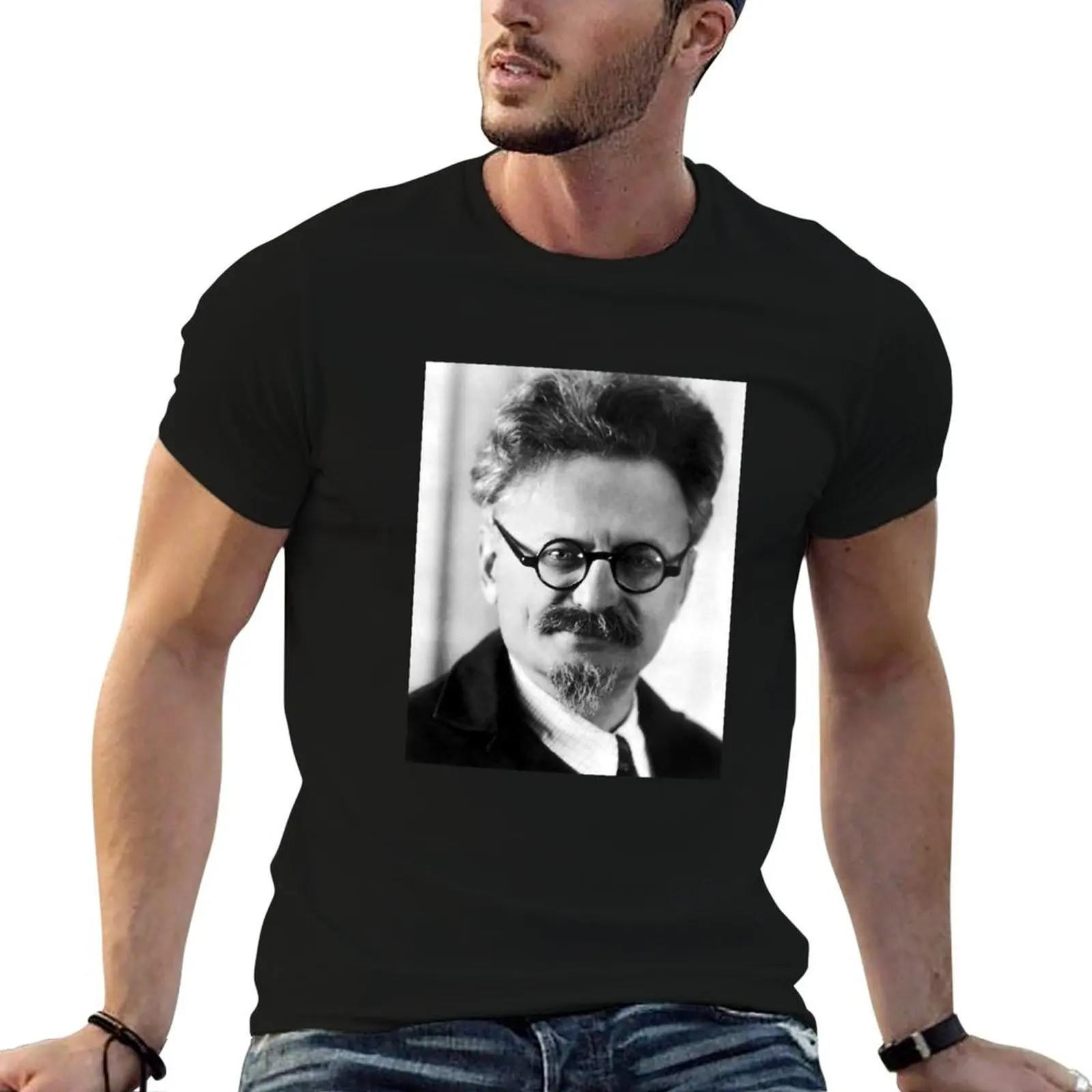 

Leon Trotsky Portrait T-Shirt man t shirt cotton high quality cotton t shirts high quality funny t shirts dark humor T-shirt