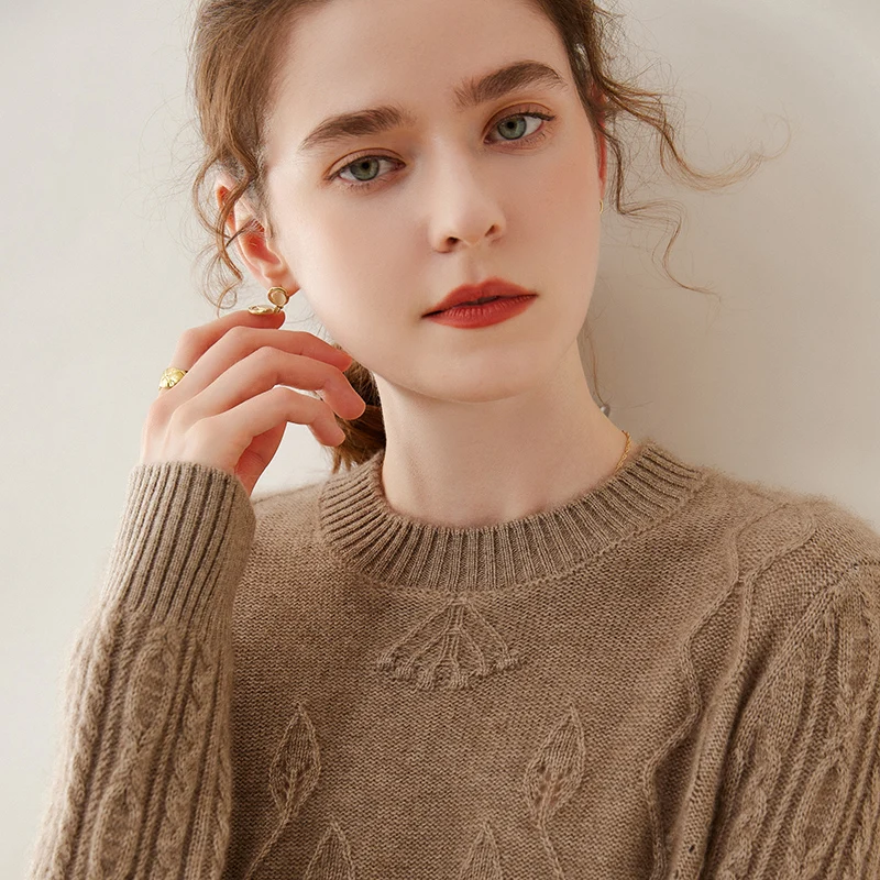 

Urban Light Luxury Style Round Neck Cashmere Sweater Women's Hollow Pure Cashmere Sweater Thickened Loose Lazy Autumn and Winter