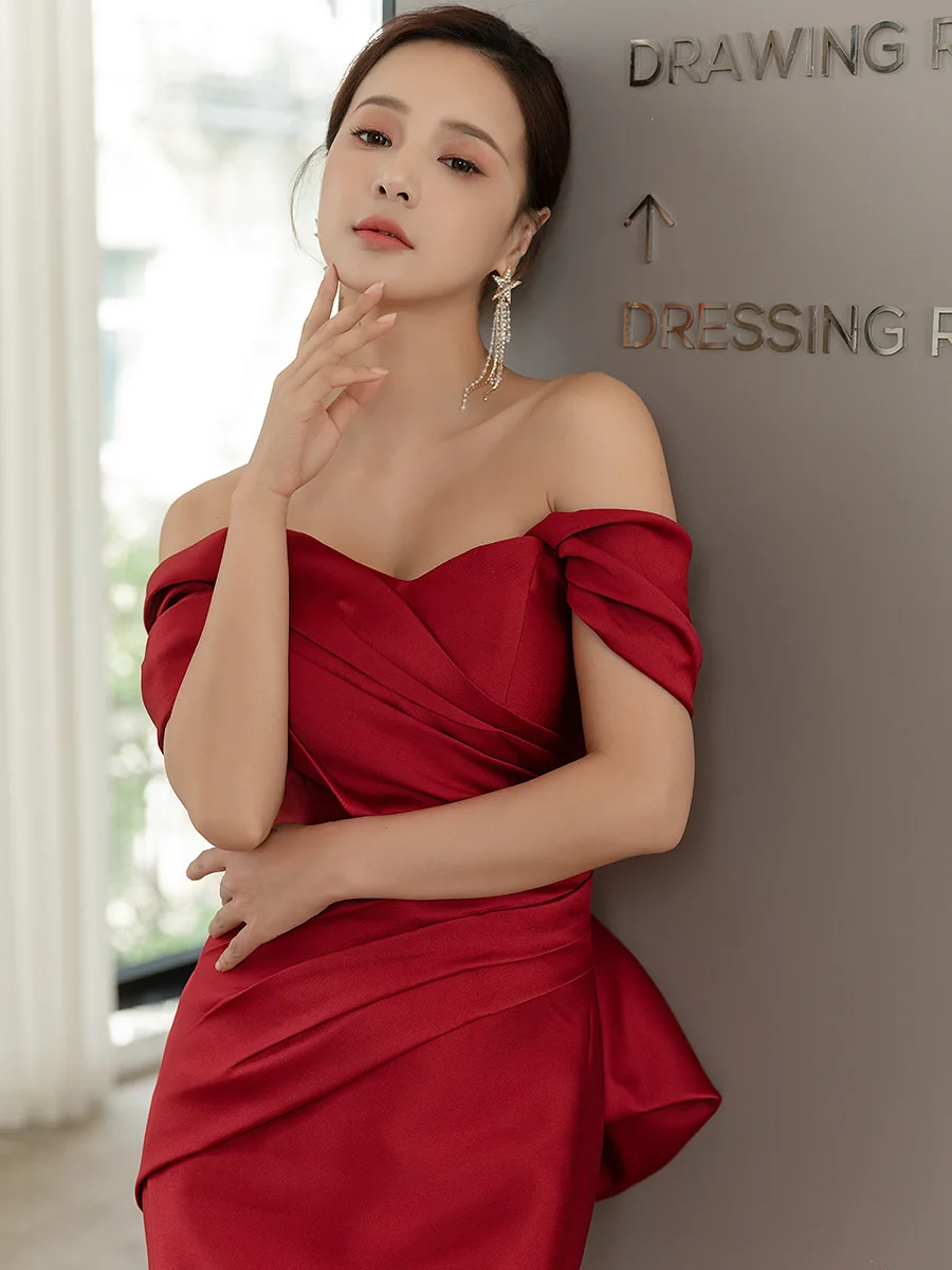 Elegant Burgundy Satin Evening Dress 2023 Women Long Mermaid Formal Party Gown Off Shoulder Prom Dress