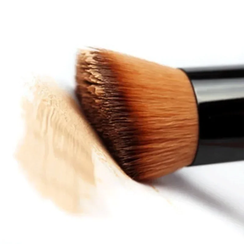 Makeup foundation make-up brush