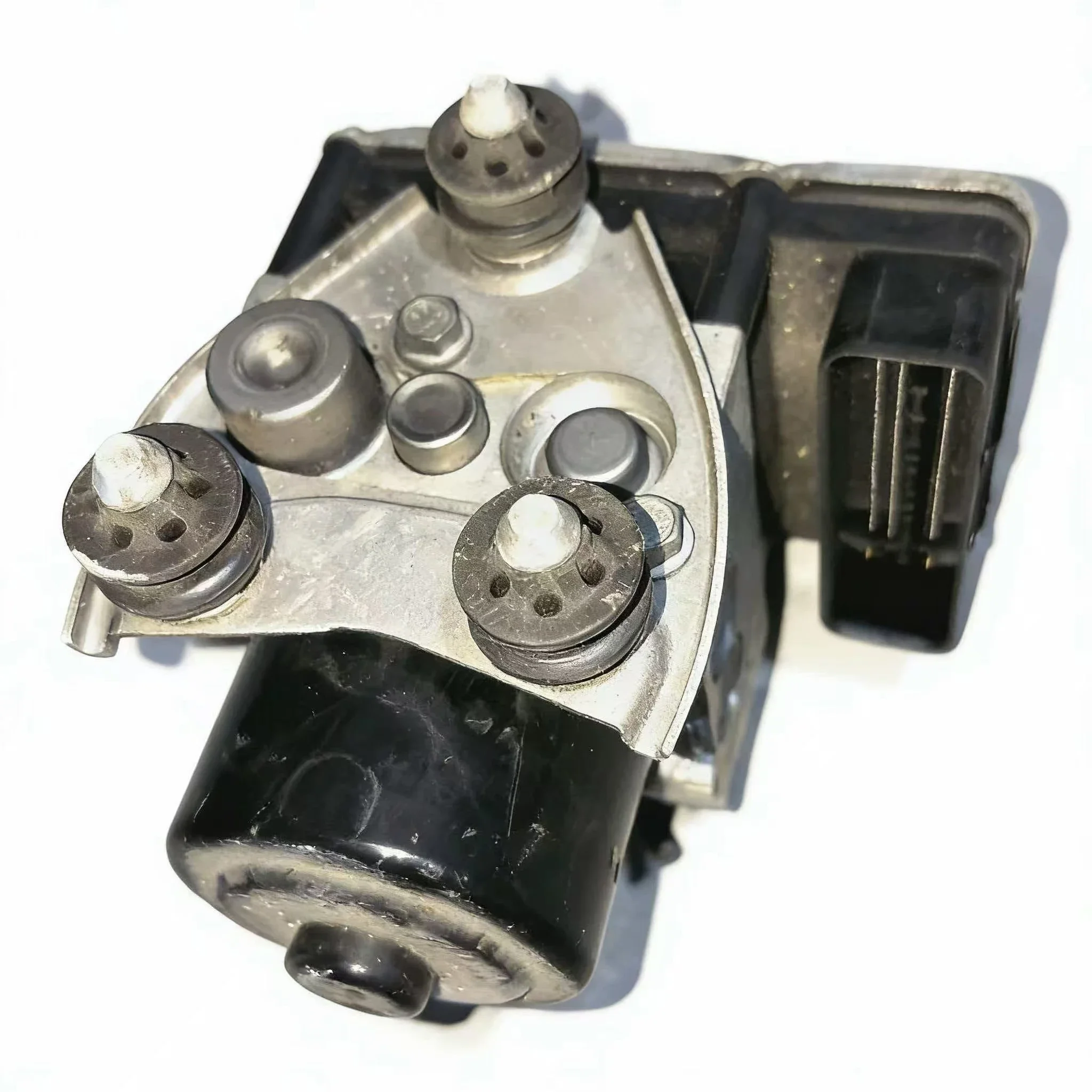 For Porsche Cayenne the ABS Pump of the  Part Number 95835595520
