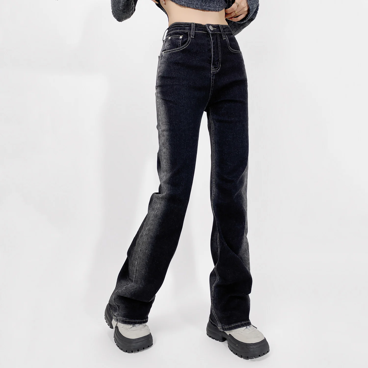 

Узкие джинсы-клеш с высокой талией — винтажные выцветающие прямые бедра с небольшим подолом Bootcut