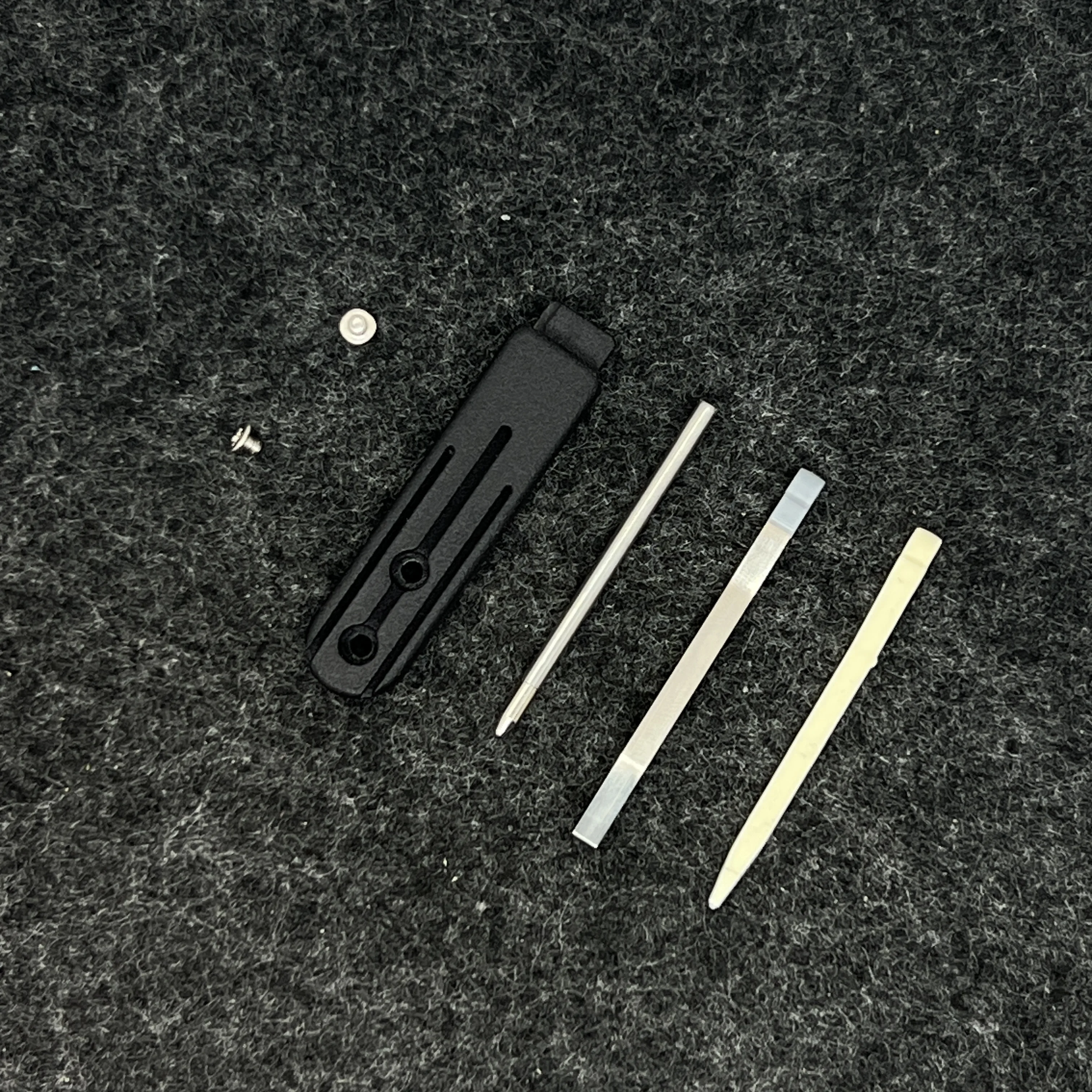 Leatherman P4/ARC Compatible Pocket Clip Organizer Stores Toothpicks Tweezers Ballpoint Pens