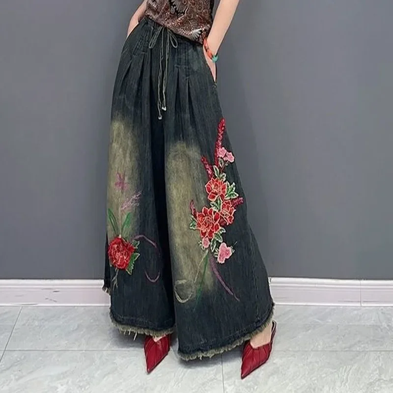 European Style Jeans 2023 Spring Summer New Fashion Embroidered Washed Denim Wide Leg Culottes Loose Casual Women's Denim Pants