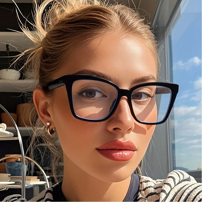 Retro Minimalist Square Frame Cover Glasses - Durable Polycarbonate Eyewear Glasses for Men and Women，Leisure，Business，School，Ph