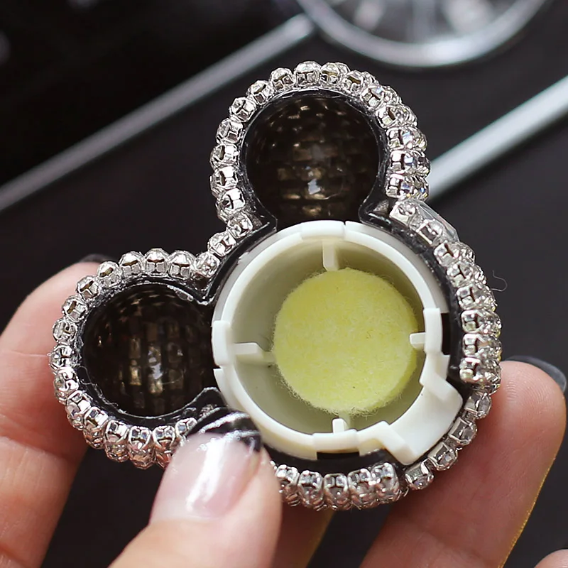 Car Air freshener for girls car accessories decoration car perfume clip fragrance diffuser diamond car interior Decoration