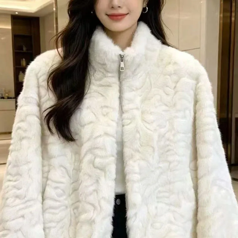 Mink Fur One-piece Stand Up Collar Fur Coat Women Imitation Mink Fur Fleece-lined Thickened Short Overcoat Winter Jacket 2026