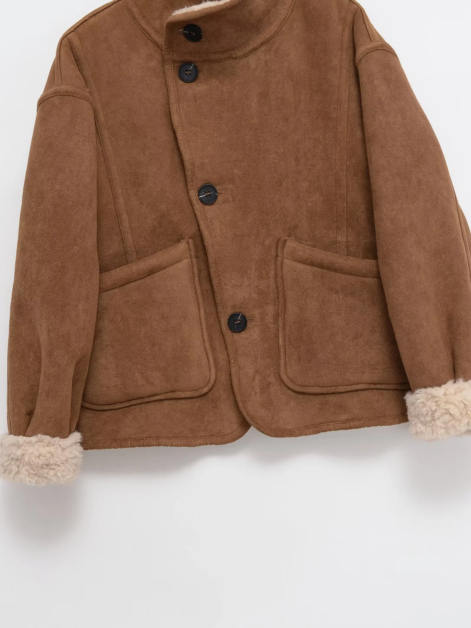 2025 Winter New Women's Casual Fashion Loose Versatile Reversible Soft Lambswool Jacket with Button-Down Design