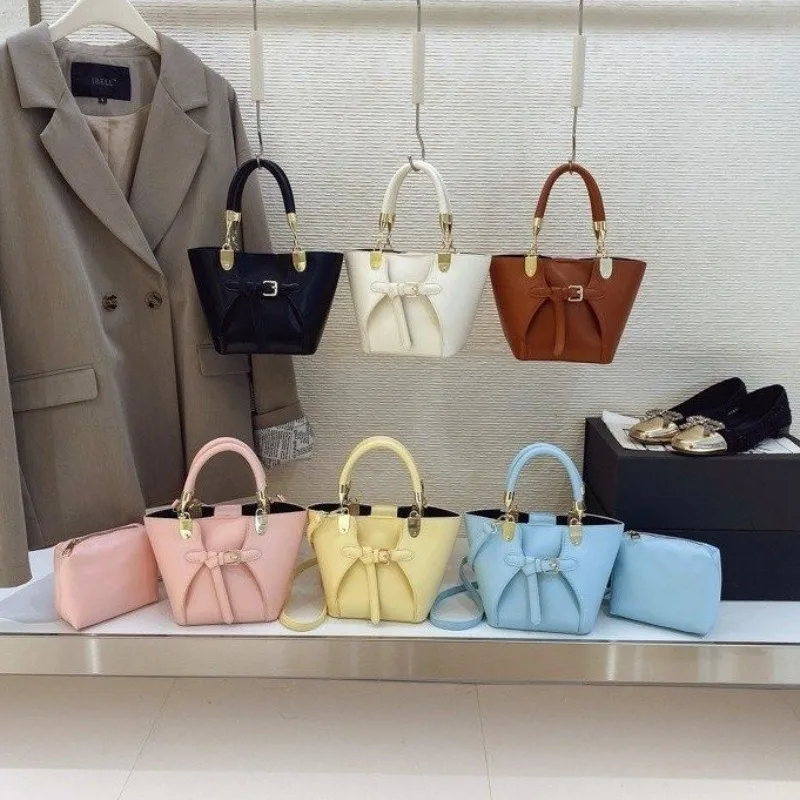 

Designer Crossbody Handbag Tote For Ladies Luxury Elegant Diaper Bag Leather Large Capacity Stylish Messenger Bag