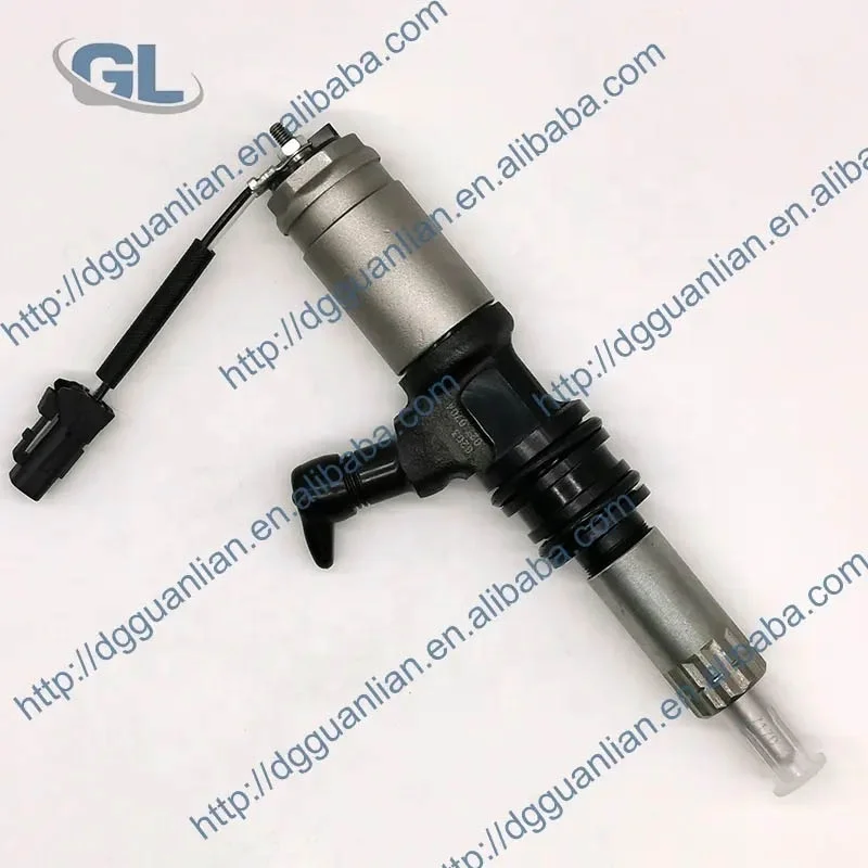 Diesel Common Rail Fuel Injector 095000-0200 095000-0203 095000-0204 For MITSUBISHI ME302566