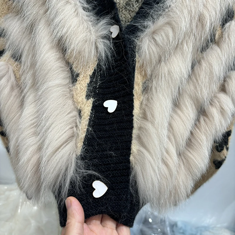 2025 المرأة ليوبارد نمط الطبيعية الثعلب الفراء خارج الديكور الفتاة الخريف سترة محبوك معطف طويل الأكمام