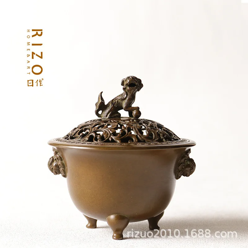 Hu Qingsong, A Renowned Copper Stove Expert From Qing Song Tang, Made Purple Lamps, Lion Button Stoves, Incense Tower