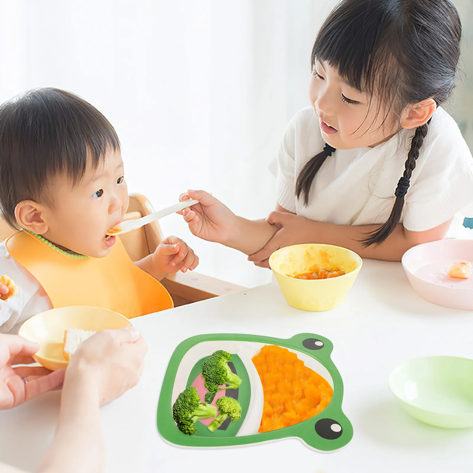 1Set Bamboo Fiber Kids Dining Set Frog Shaped Divided Plate Toddler Meal Prep Container Material Portion