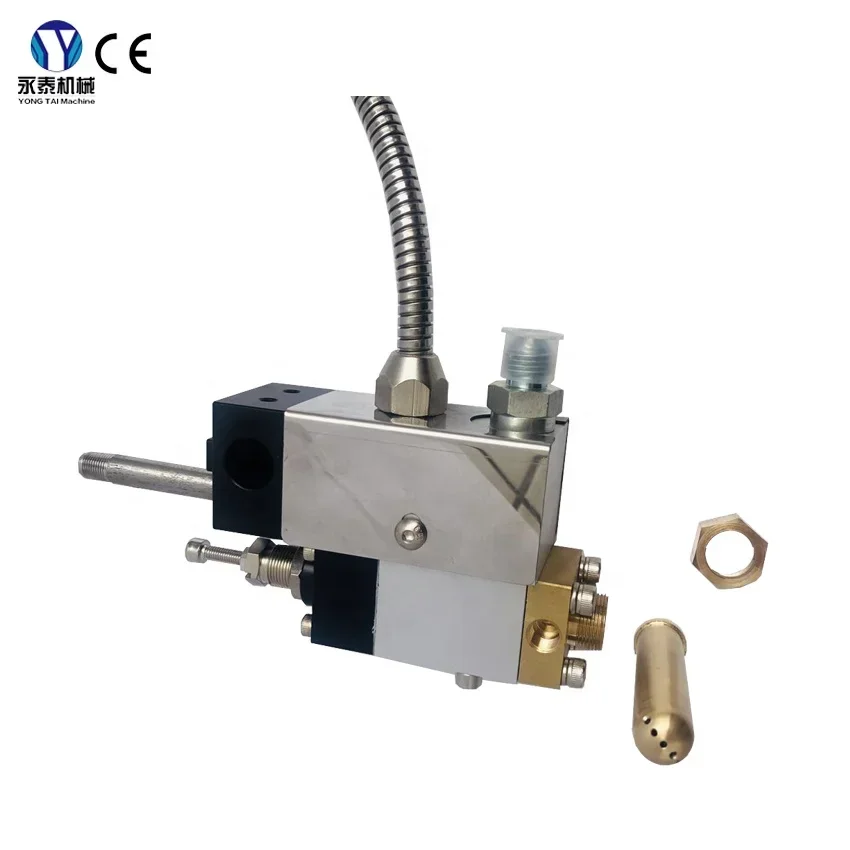 Customized hot melt glue striping automatic gun nozzle